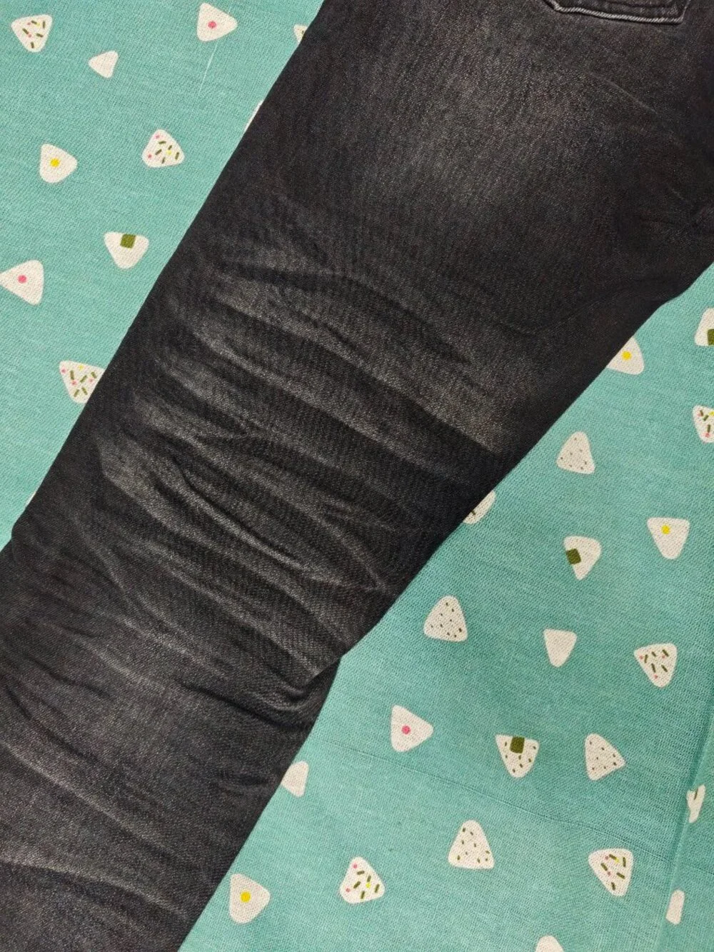 AMIRI Black Distressed Skinny Jeans with Knee Rips